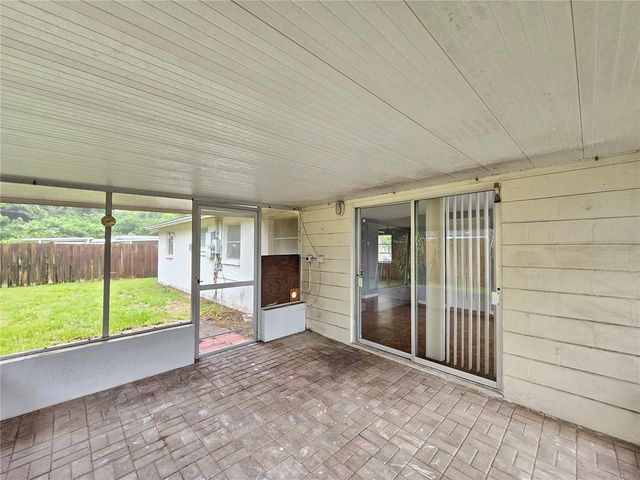 1702 AQUA LANE, Holiday, FL 34691