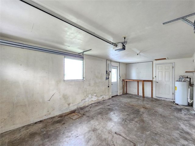 1702 AQUA LANE, Holiday, FL 34691