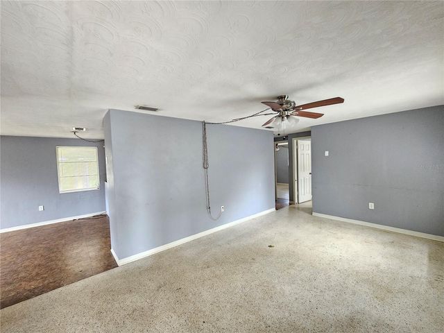 1702 AQUA LANE, Holiday, FL 34691