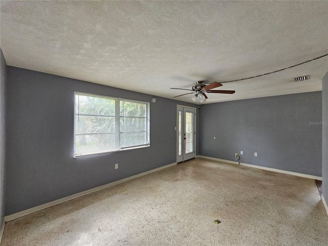 1702 AQUA LANE, Holiday, FL 34691