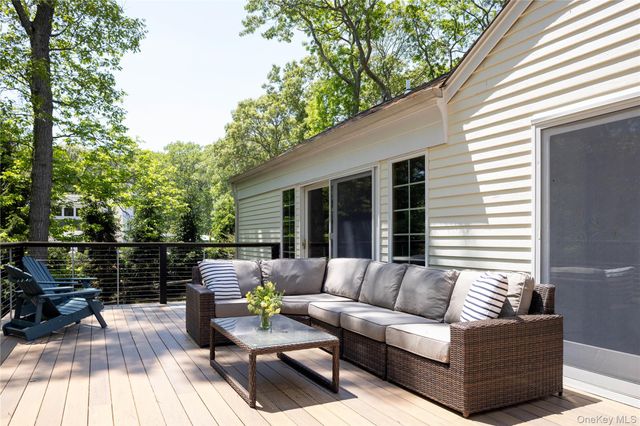 8579 New Suffolk Avenue, Cutchogue, NY 11935