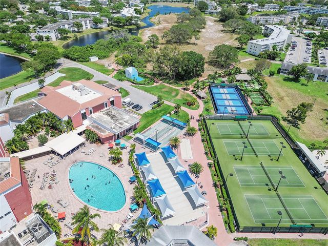 190 Oakridge M, Deerfield Beach, FL 33442