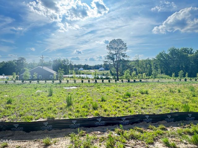 35 Windward Place, Lillington, NC 27546