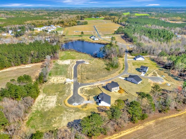 35 Windward Place, Lillington, NC 27546