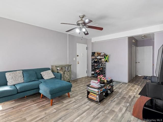 12425 Flatlands Ave Flatlands Ave, Brooklyn, NY 11208