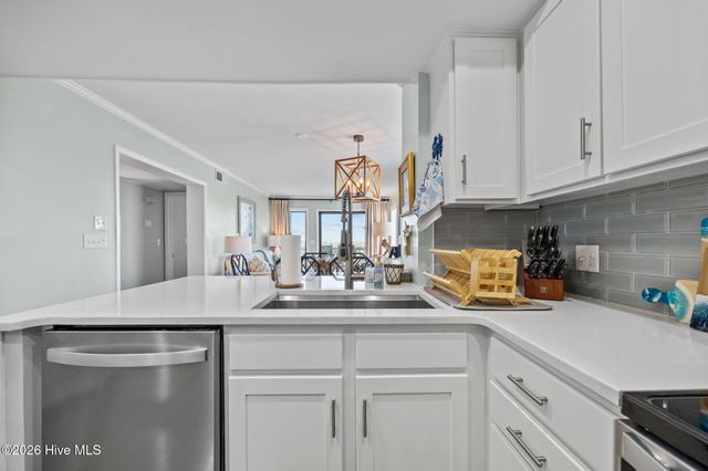 2111 W Fort Macon Road 156, Atlantic Beach, NC 28512