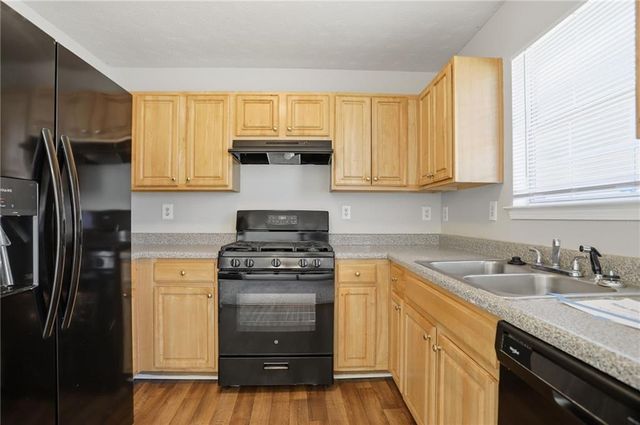 2631 S Hills, Riverdale, GA 30296