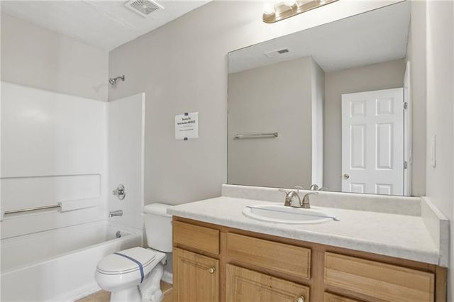 2631 S Hills, Riverdale, GA 30296