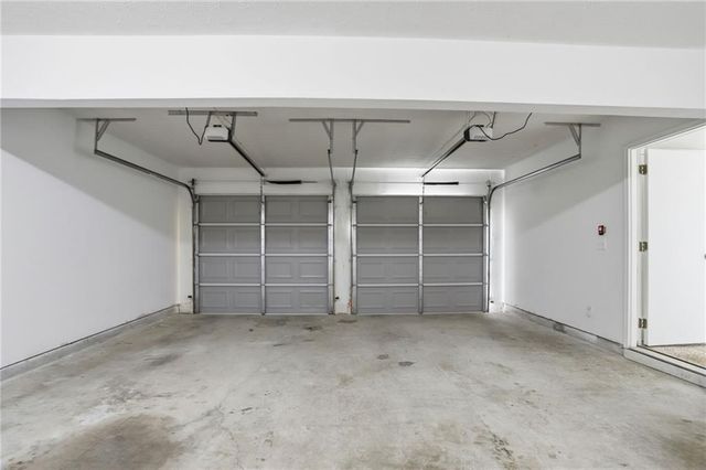 2631 S Hills, Riverdale, GA 30296