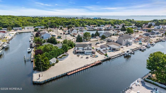 115 Hatteras Road, Barnegat, NJ 08005