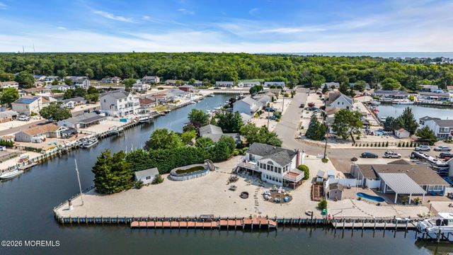 115 Hatteras Road, Barnegat, NJ 08005