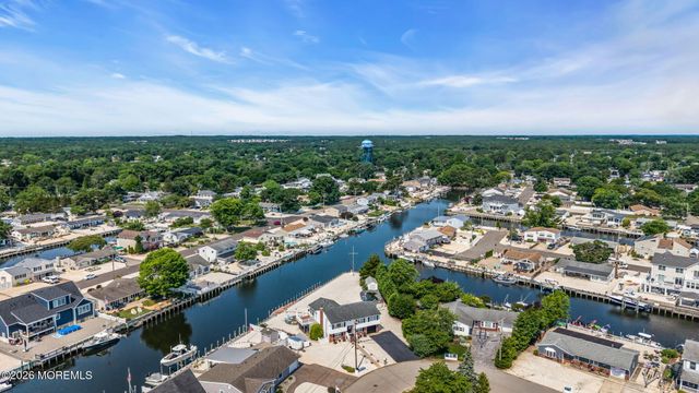 115 Hatteras Road, Barnegat, NJ 08005