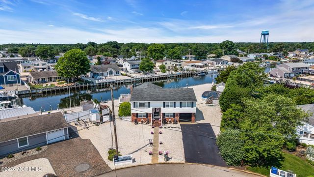 115 Hatteras Road, Barnegat, NJ 08005