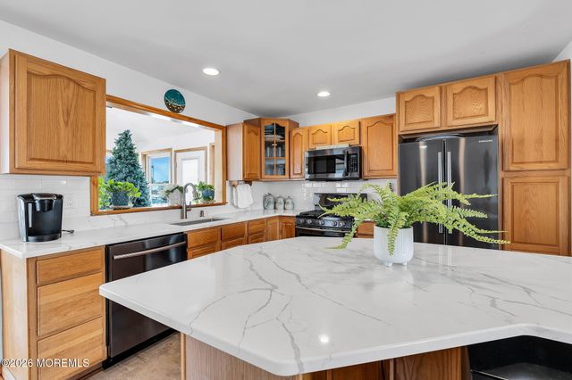 115 Hatteras Road, Barnegat, NJ 08005