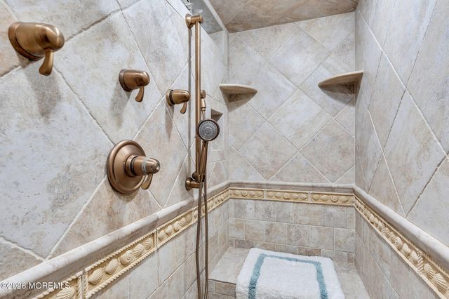 115 Hatteras Road, Barnegat, NJ 08005