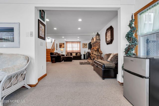 115 Hatteras Road, Barnegat, NJ 08005
