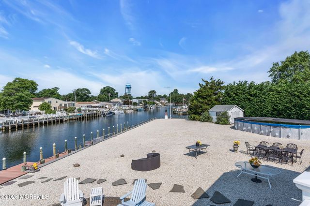 115 Hatteras Road, Barnegat, NJ 08005
