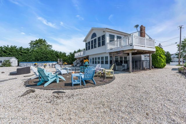 115 Hatteras Road, Barnegat, NJ 08005