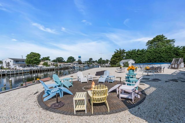 115 Hatteras Road, Barnegat, NJ 08005