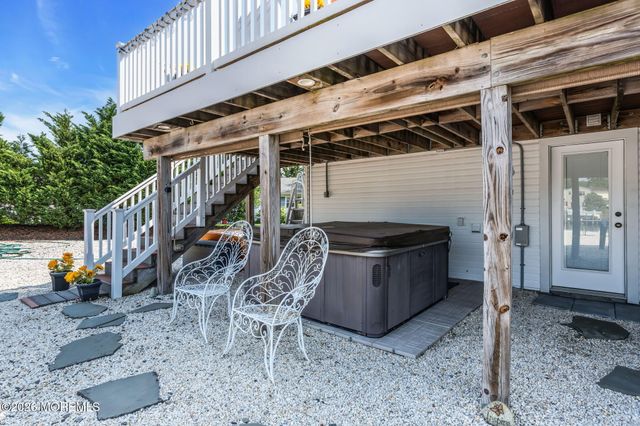 115 Hatteras Road, Barnegat, NJ 08005