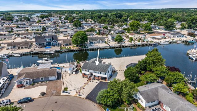 115 Hatteras Road, Barnegat, NJ 08005