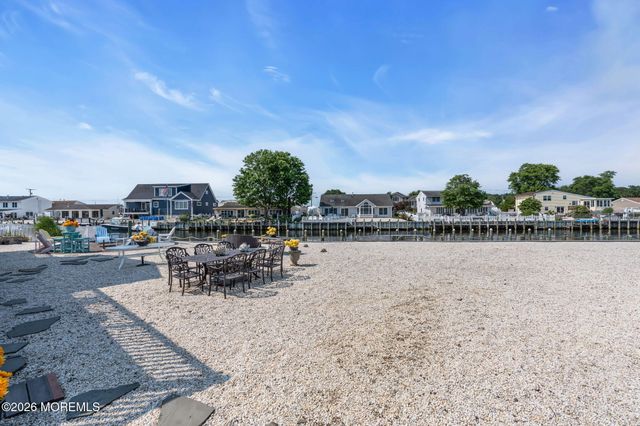 115 Hatteras Road, Barnegat, NJ 08005