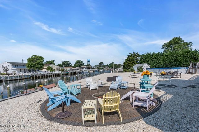 115 Hatteras Road, Barnegat, NJ 08005
