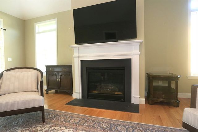 51 Front Nine Drive, Haverhill, MA 01832
