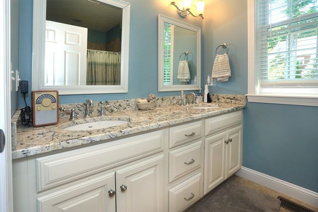51 Front Nine Drive, Haverhill, MA 01832