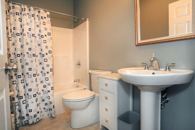 51 Front Nine Drive, Haverhill, MA 01832