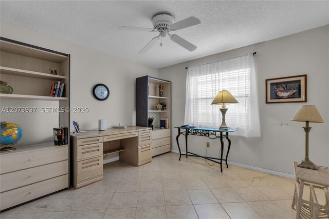 2140 SW 97th Ln, Davie, FL 33324