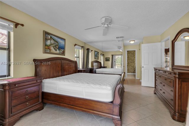 2140 SW 97th Ln, Davie, FL 33324