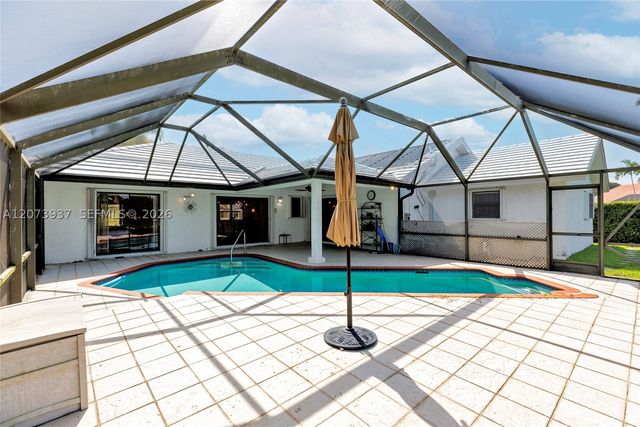 2140 SW 97th Ln, Davie, FL 33324