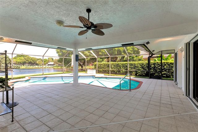 2140 SW 97th Ln, Davie, FL 33324