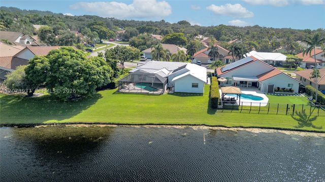2140 SW 97th Ln, Davie, FL 33324