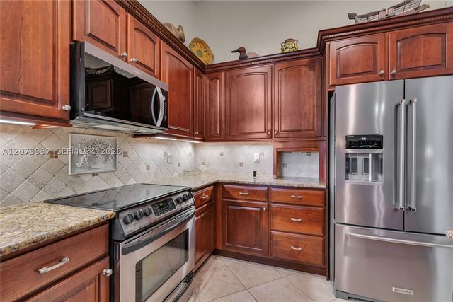 2140 SW 97th Ln, Davie, FL 33324
