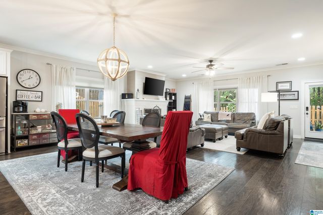 160 LAKE CHELSEA DRIVE, Chelsea, AL 35043