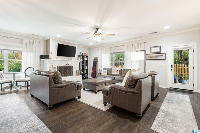 160 LAKE CHELSEA DRIVE, Chelsea, AL 35043