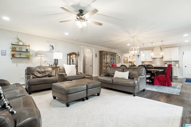 160 LAKE CHELSEA DRIVE, Chelsea, AL 35043