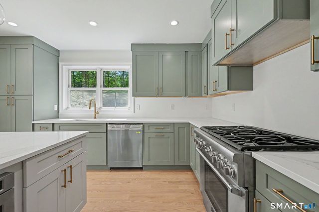 244 Minivale Road, Stamford, CT 06907