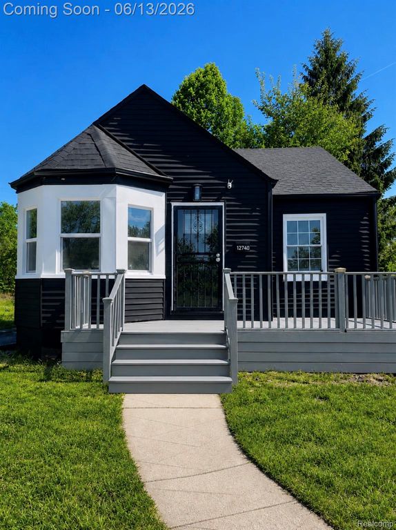 12740 August Street, Detroit, MI 48205