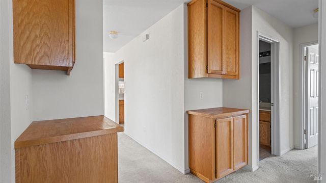 954 Iron Dr, Vacaville, CA 95687