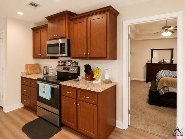 100 McEwen Court, Perry, GA 31069