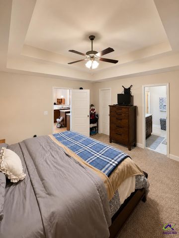 100 McEwen Court, Perry, GA 31069