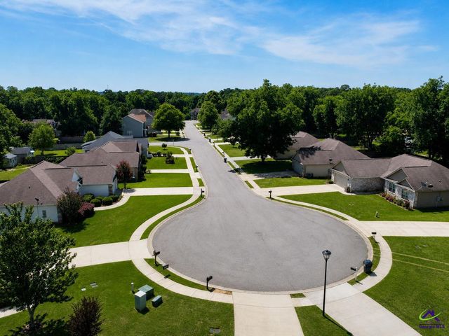100 McEwen Court, Perry, GA 31069
