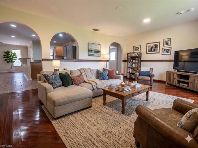 18414 Tulip RD, Fort Myers, FL 33967