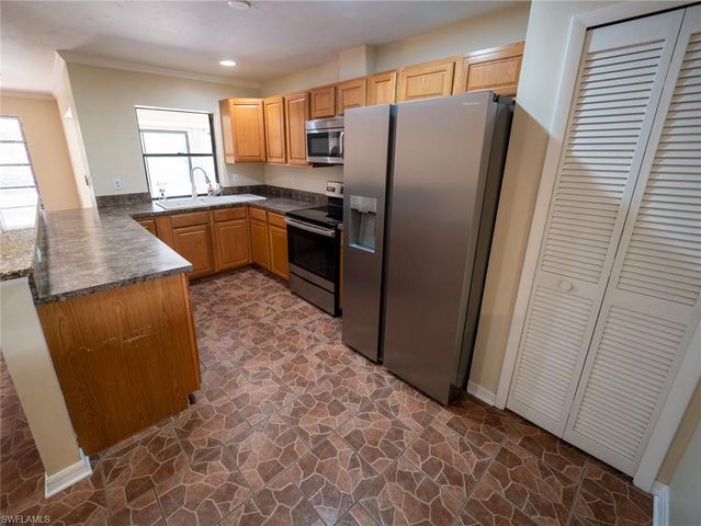 18414 Tulip RD, Fort Myers, FL 33967
