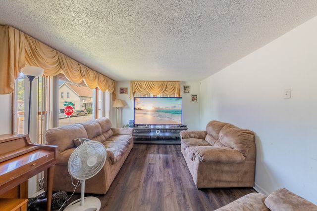 715 Water Street, Joliet, IL 60436