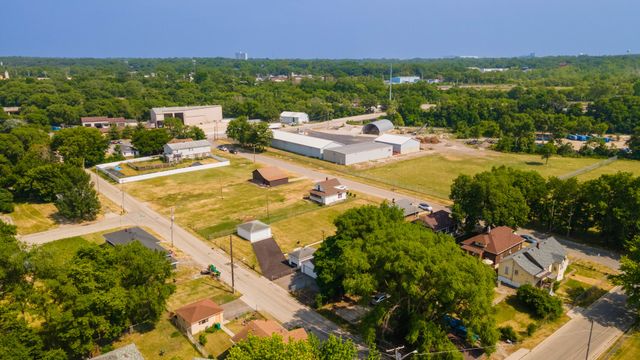 715 Water Street, Joliet, IL 60436