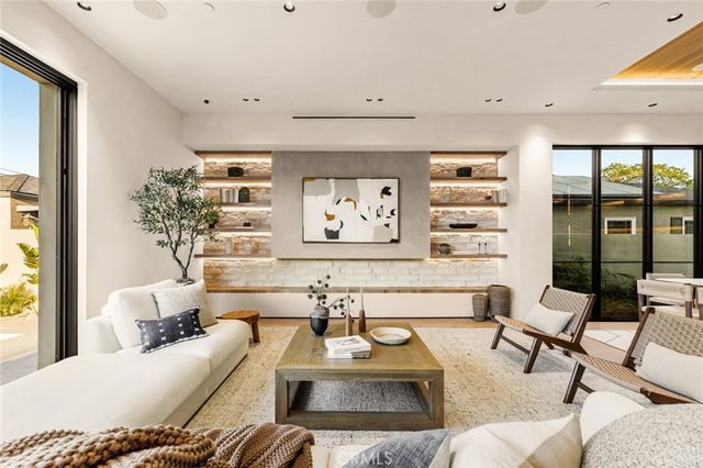 12247 Addison, Valley Village, CA 91607